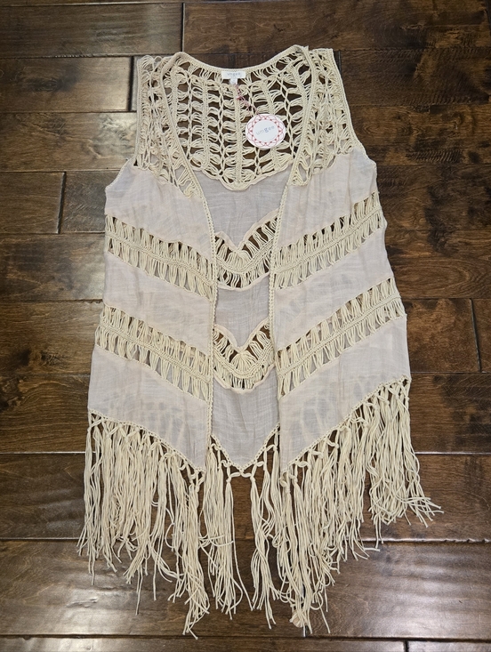 Umgee Jackets & Blazers - NWT Umgee Crochet Vest Size S Beige